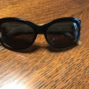 Brighton sunglasses scratch free